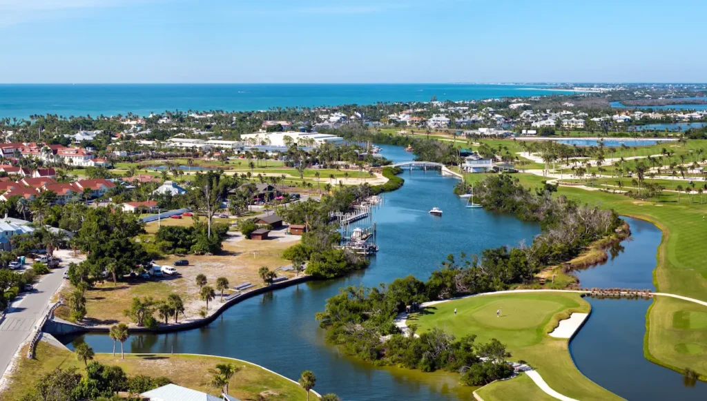 American waterfront houses in rural US suburbs. View from above of large residential homes in island small town Boca Grande on Gasparilla Island in southwest Florida